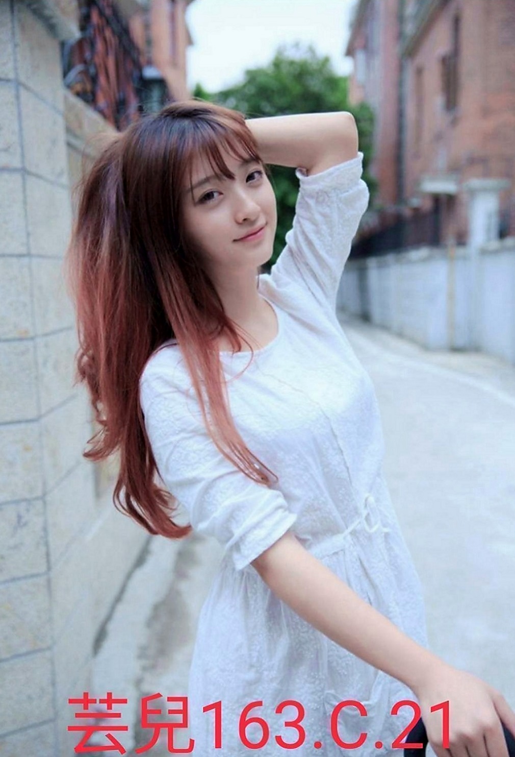 東勢外約服務：柔晴 |交大學生妹|167cm|49kg|C罩杯|20歲|性感小野貓 口技超讚 櫻桃小嘴吸力超強  肌膚 讓你第一眼看到她就想上她