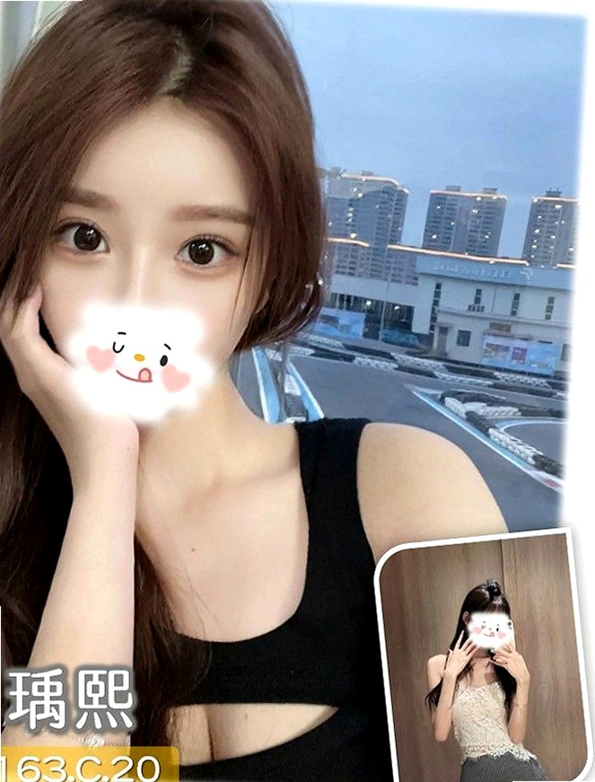 澎湖全套服務：佩妮 |兔女郎|163cm|43kg|E罩杯|19歲|擔心自己一些安全問題 所以選擇外送下海 小姐姐服務很貼心，