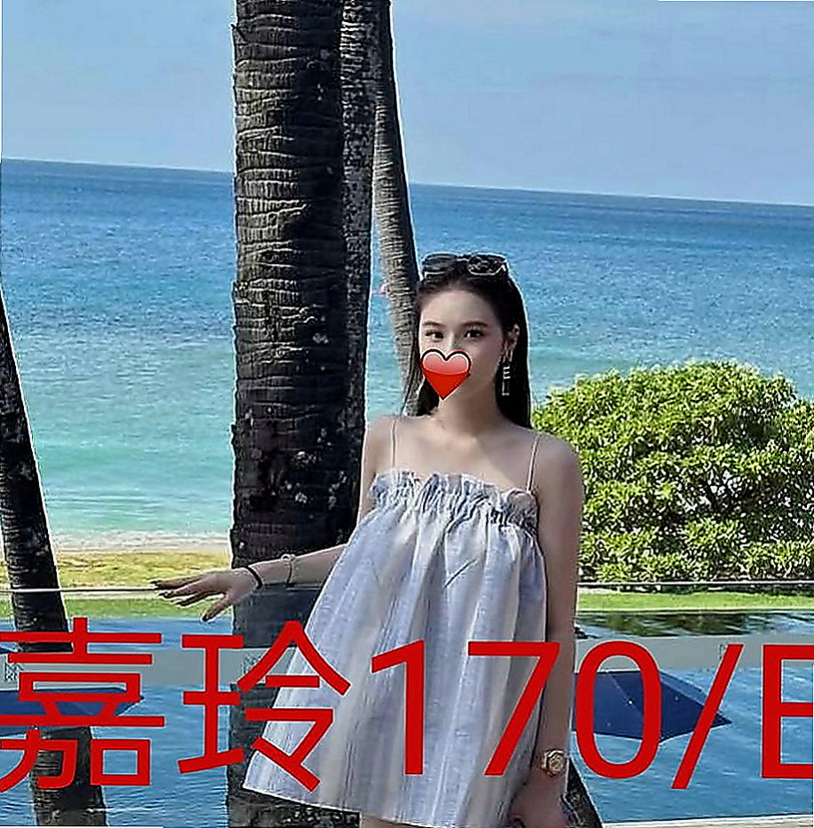 湖內全套：維思 |小騷騷 美甲師|168cm|50kg|E罩杯|22歲|真正的在享受 做愛的時候習慣跟著音樂的節拍 躺著坐著沙發還是床上 下身的功力讓你愛不釋手