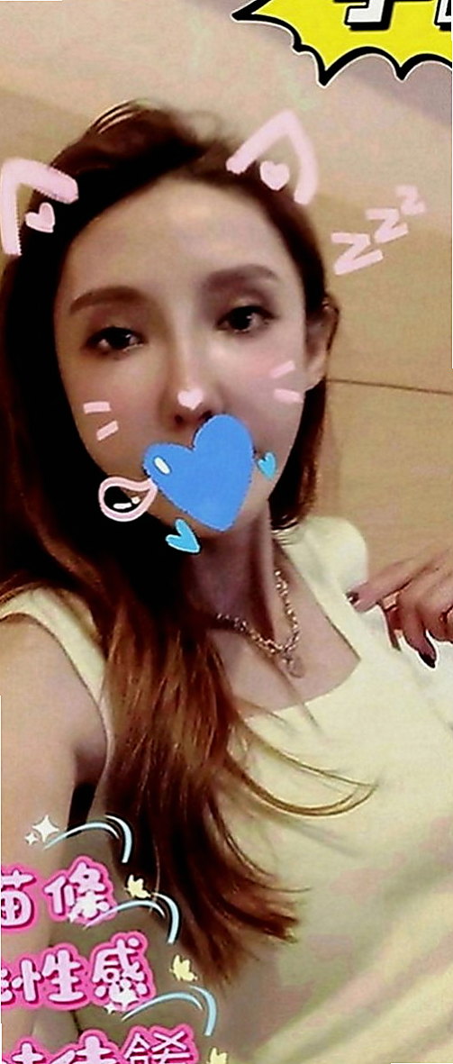 龍崎油壓：藍妮 |直播女生|167cm|43kg|E罩杯|21歲|床上可是一個高手喔臉蛋精緻,眼睛大大