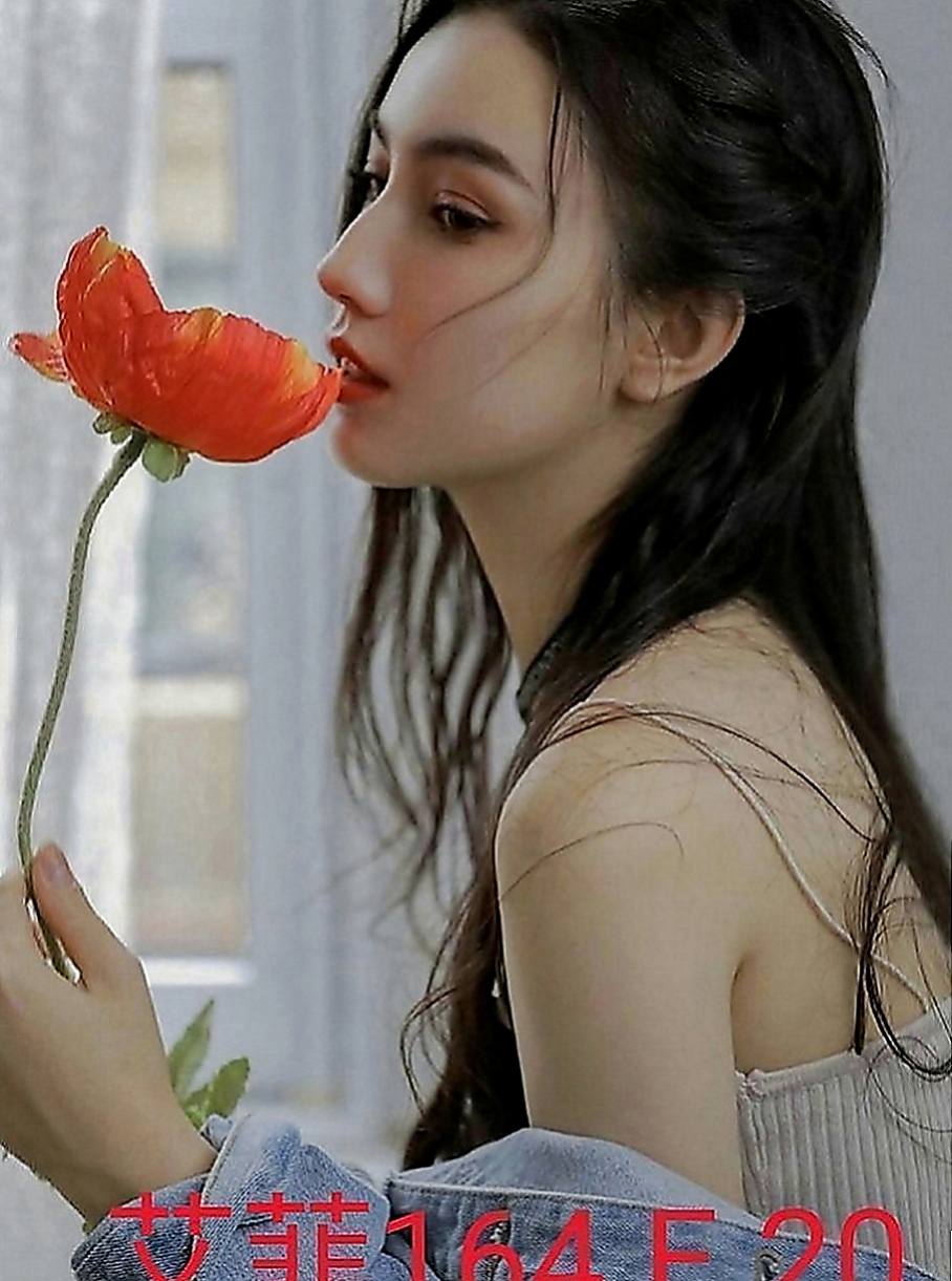 清水外送服務：愛艾 |淫蕩少婦|169cm|43kg|D罩杯|18歲|還會準備驚喜哦才破處 下面很緊的 嘿嘿嘿 很會夾哦 服務很細心