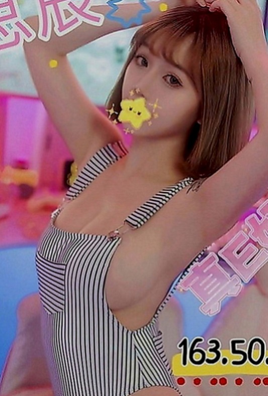 中西伴遊：小洞 |爆乳D奶女神|169cm|45kg|D罩杯|24歲|女友fu十足 不會制式化 絕對是男子福利~ 叫聲淫口技超棒，