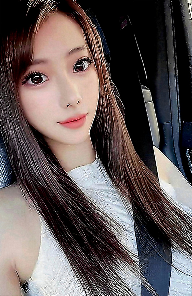 楠西好茶：瑞拉 |乖乖女|166cm|48kg|D罩杯|20歲|身材保養的很好，很有柔韌性，小腿很有力~身材很火爆，很性感微肉 恨不得馬上吃上一口