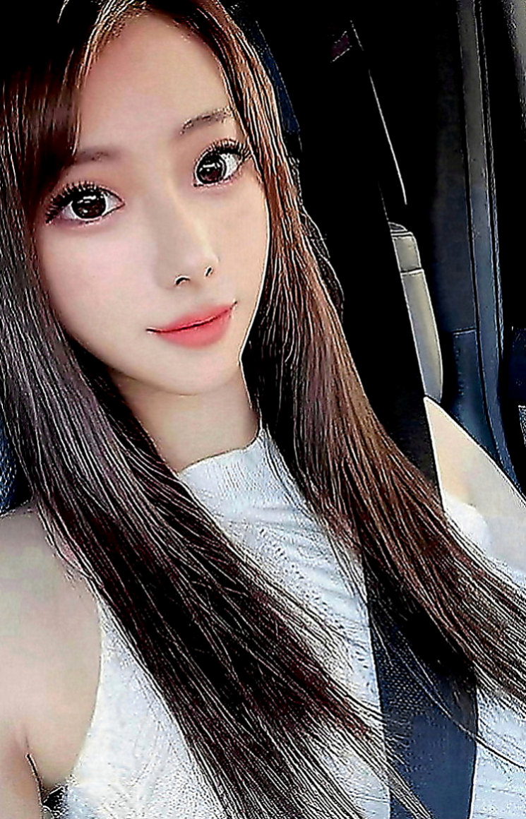 楠西好茶：瑞拉 |乖乖女|166cm|48kg|D罩杯|20歲|身材保養的很好，很有柔韌性，小腿很有力~身材很火爆，很性感微肉 恨不得馬上吃上一口