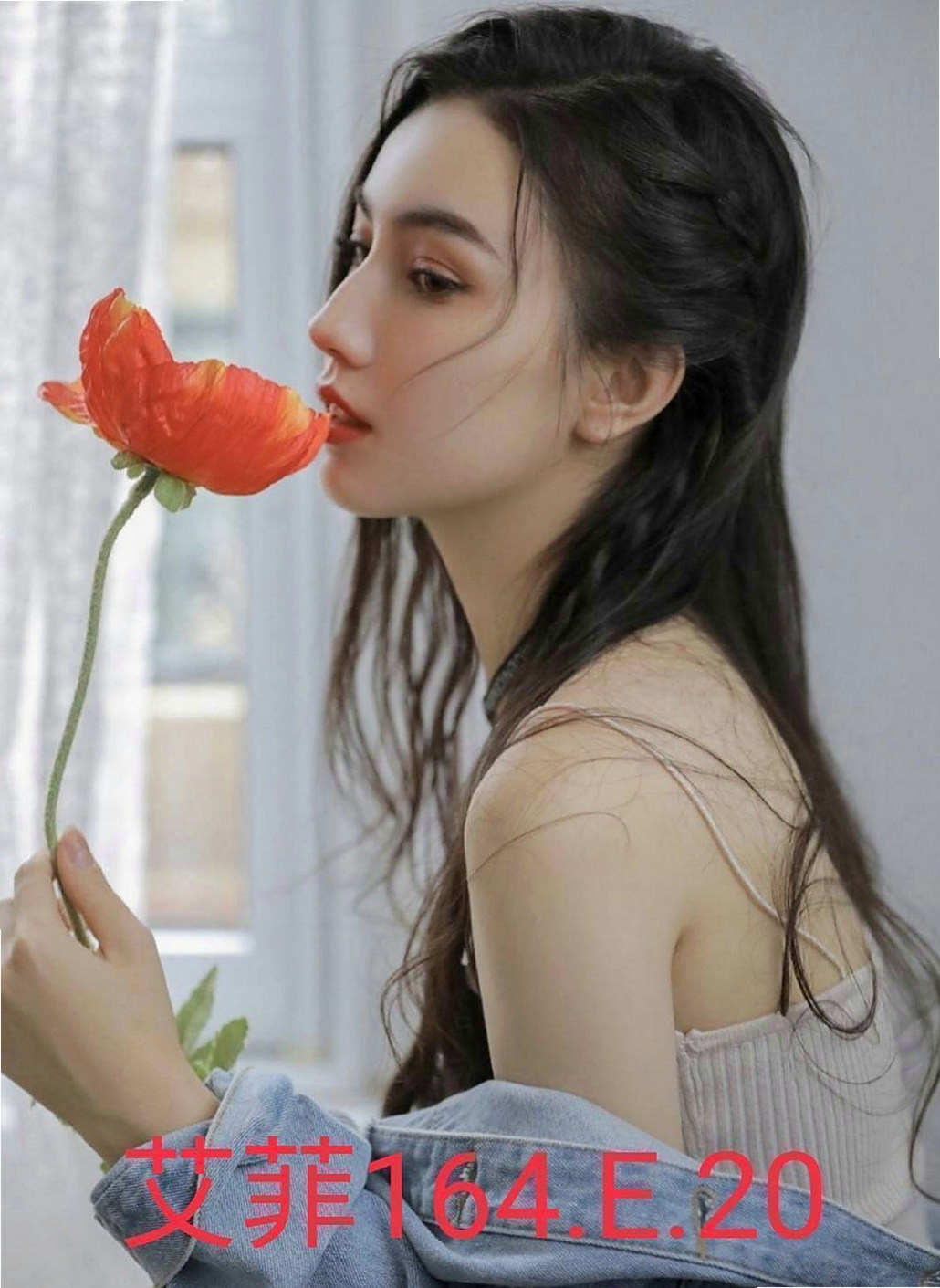 清水外送服務：愛艾 |淫蕩少婦|169cm|43kg|D罩杯|18歲|還會準備驚喜哦才破處 下面很緊的 嘿嘿嘿 很會夾哦 服務很細心